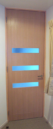 ドアデザイン006
